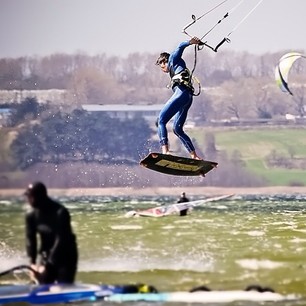 Artur Sowa takes a pass in Poland. #Chalupy (Photo by Izabela Guga-Marek)