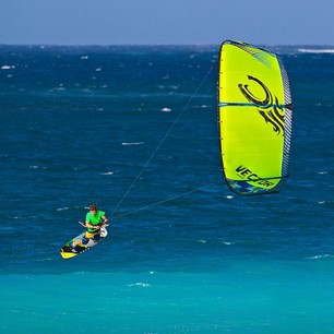 This is one vibrant, beautiful capture by the talented @tkleboe!