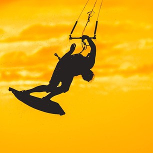 Sunset session at #shermanisland photo by @omarnazif