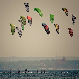  Racing into another weekend. #TGIF #FordKiteCup #Poland (photo by Izabela Guga-Marek) 