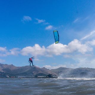  #8for8. He's on a roll! Will anyone beat out @markjacobskite for his ninth title at next year's NZ Kiteboard Nationals? Photo: @isaacspedding @switchkites 