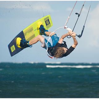  Tons of action out in front of @goodwindsdorado! Rider: @macdara3 