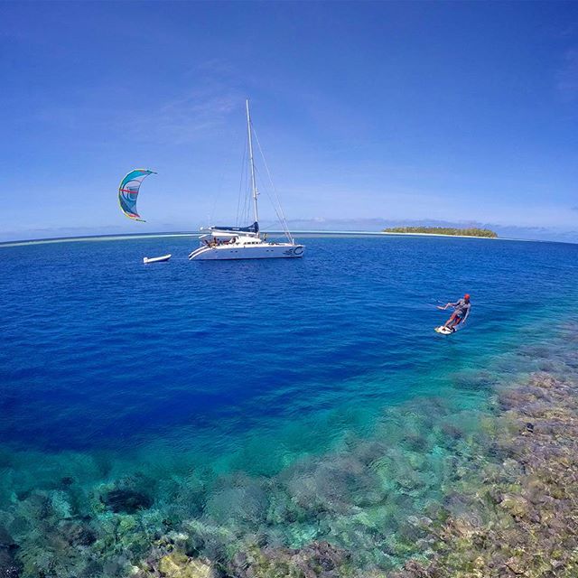 'The island of everything' or 'the last Eden' -- whatever you want to call it, the Marshall Islands are a true waterman's paradise. Segment from our 2017 travel guide at thekiteboarder.com // Link to full International and North American travel guides in our bio. 
Photo: @reostevens
Rider: @jasonslezak