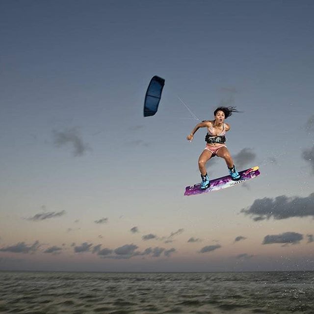 We can't get enough of @brunakajiya's trademark photo face! Congratulations to this lady for claiming the 2017 @worldkiteboardingleague championship title!