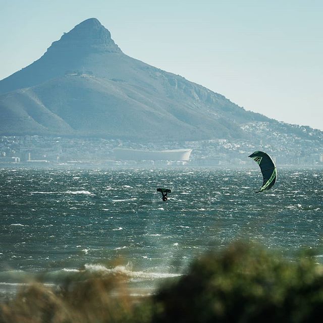 The green light is on for Wednesday and @jesserichman's raring to go for the remaining rounds of @redbull King of the Air 2018! 
Photo: @tyrone_bradley // Red Bull Content Pool
