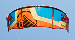 2013 16m Liquid Force NRG Light Breeze Light Wind Kite Review