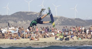 VKWC_kiteworld_tarfia_large-e1431089621922