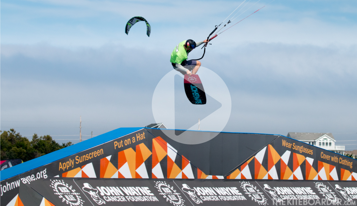 2015-TRIPLE-S-SAM-LIGHT