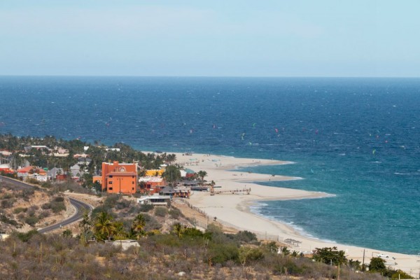 LOSBAR-BRENDAN-RICHARDSIMG_7554